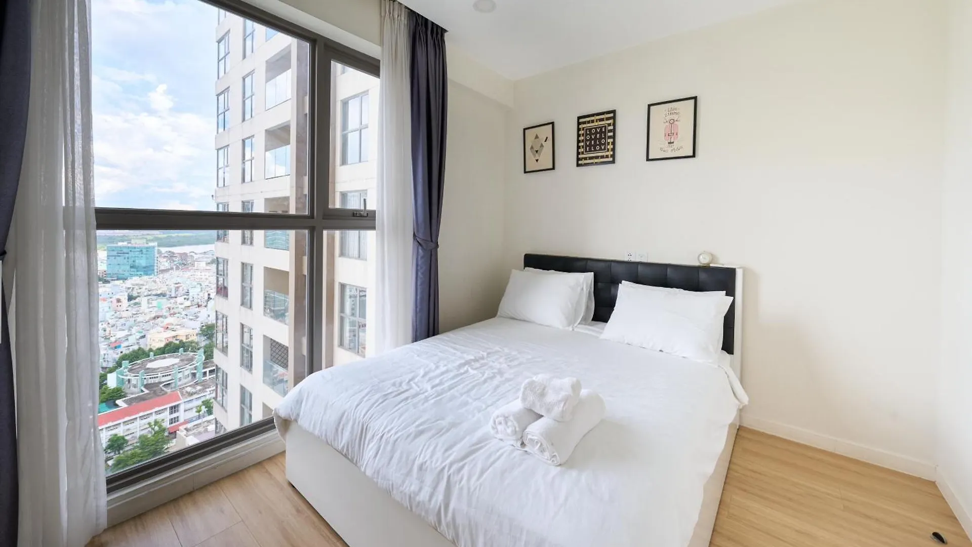 Amber Luxury Apartment Millennium Free Pool Ho Chi Minh City Vietnam